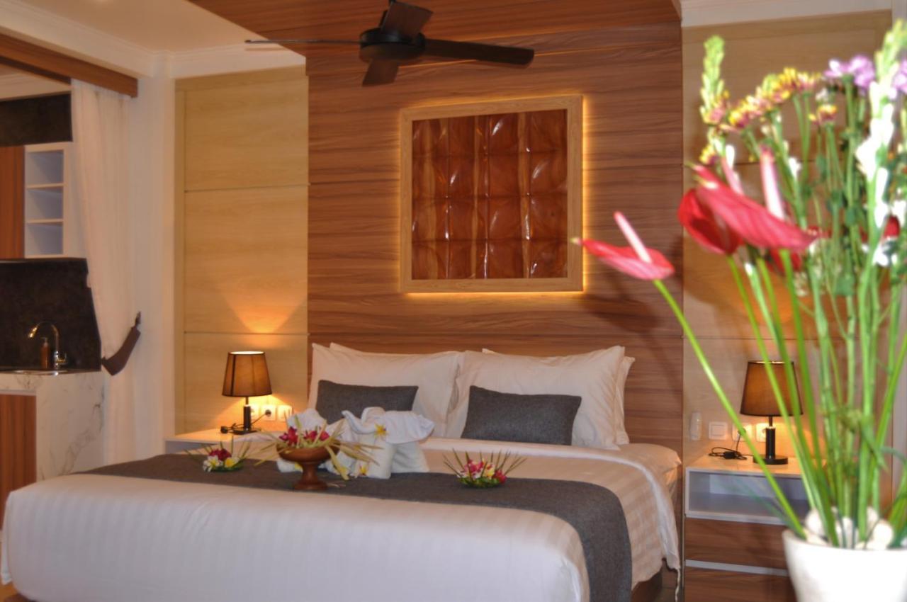 Suite Ocean Blue Batununggul Exterior foto